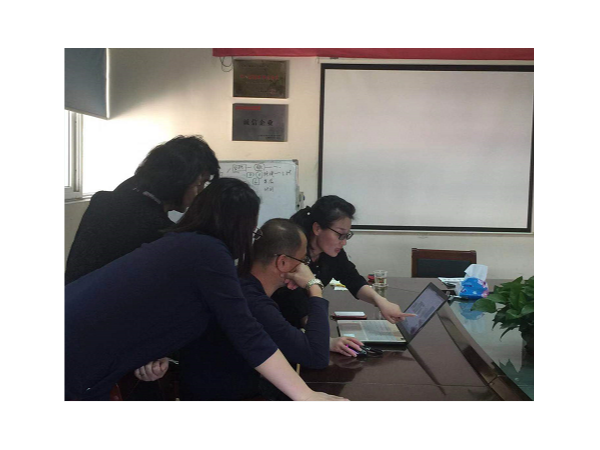 工具柜廠家天金岡為牛商企業新秀規劃車間！