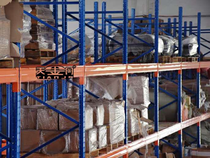 鋁型材倉(cāng)庫(kù)貨架