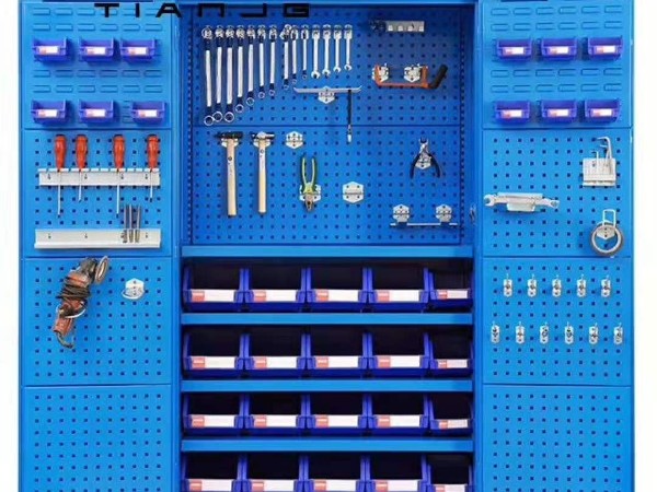 工具柜廠家天金岡砥礪奮進(jìn)，獲中國招投標(biāo)企業(yè)信用AAA級證書！