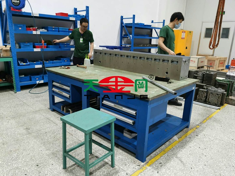 移動模具鉗工工作臺批發廠家