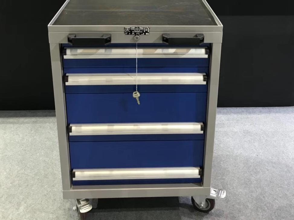 為什么工廠車(chē)間需要重型工具柜？【天金岡】